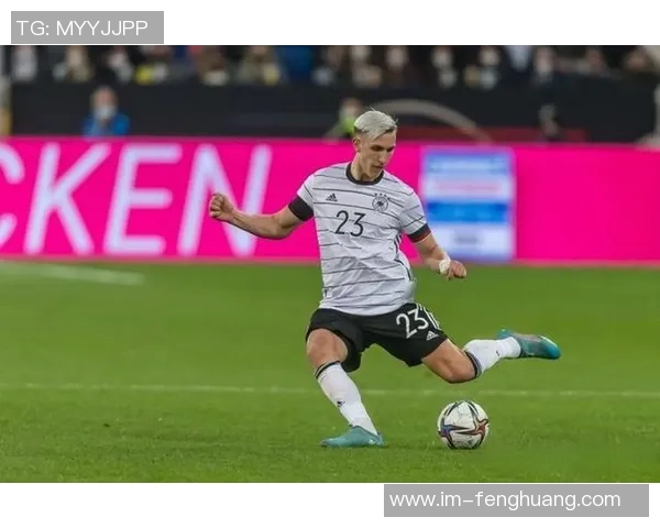 赫韦德斯谈多特魅力与施洛特贝克的成长挑战